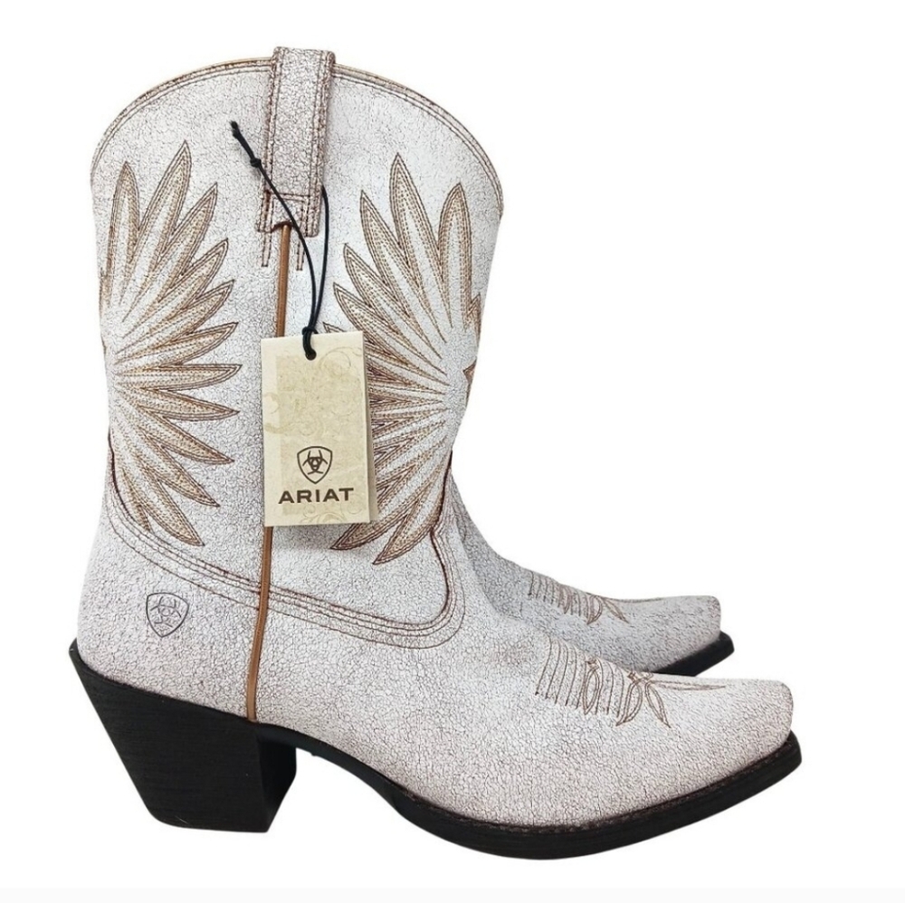 Ariat Cream and Tan Embroidered Western Heeled Boots